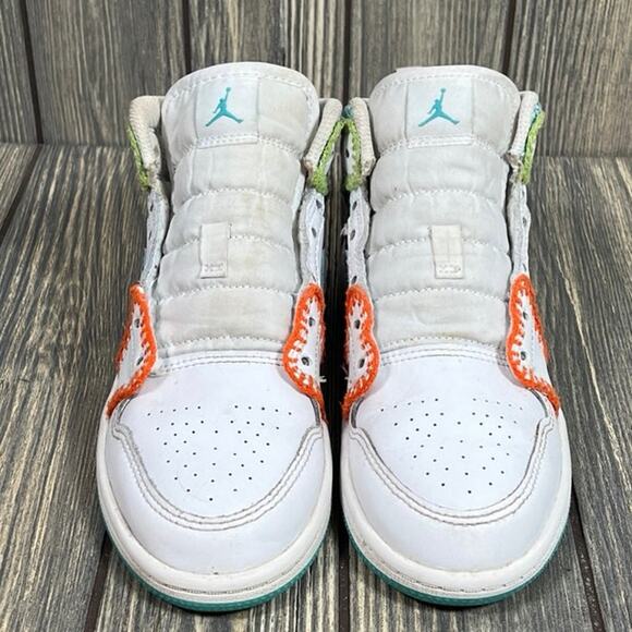 Nike Air Jordan 1 Mid SE Girl Multi Knit Sneaker Basketball Shoes White Sz 1Y - Picture 2 of 7